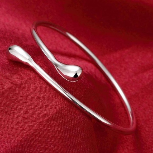 Sterling Silver Tear Drop Geometric Matching Necklace Bracelet Earrings Set - Picture 12 of 15